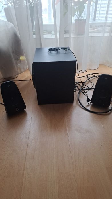 Boxe 2.1 Logitech Powerful THX Sound Z625, Negru