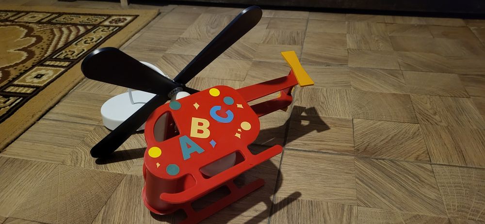 Lustra elicopter camera copii