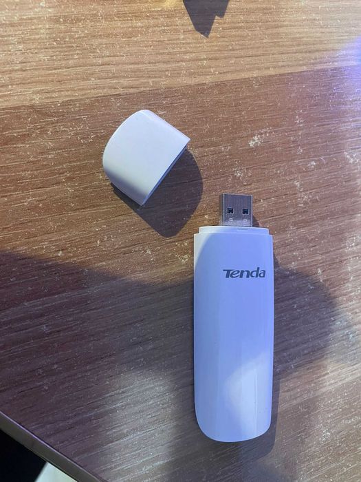 Adaptor WiFi USB Tenda U12 AC1300 Dual Band, USB 3.0, stare foarte bună (am doua)