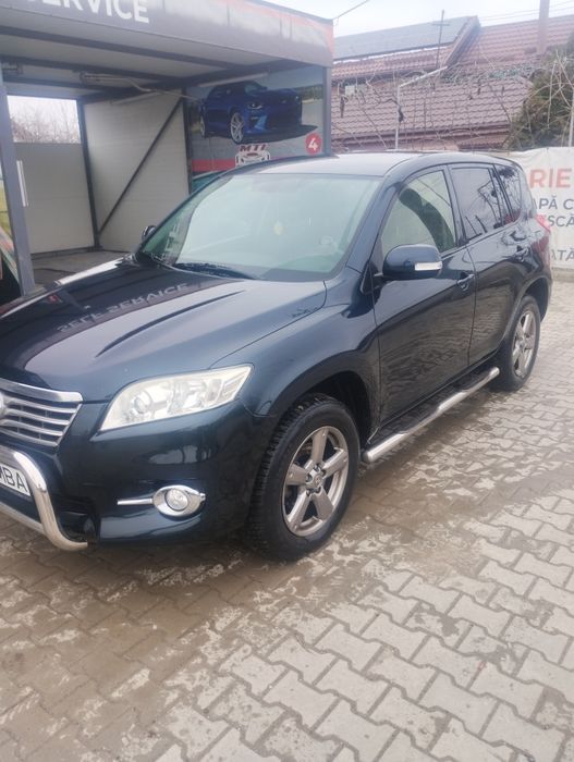 Vând Toyota Rav 4