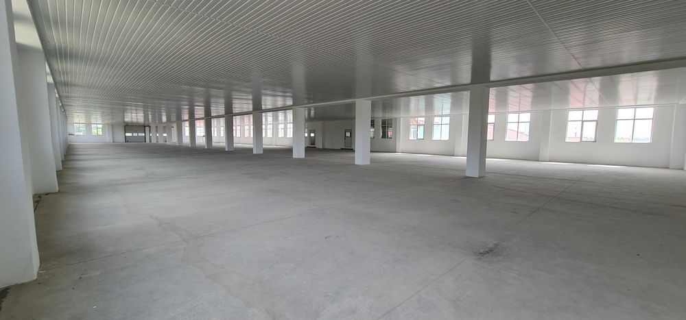 Închiriez 2000 mp - spațiu industrial/clinica/sala sport/depozitare