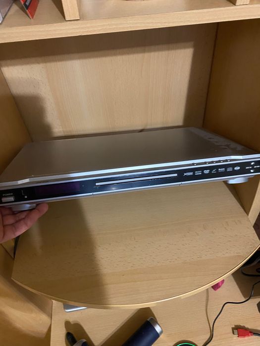 DVD Elta , продавам работещо DVD