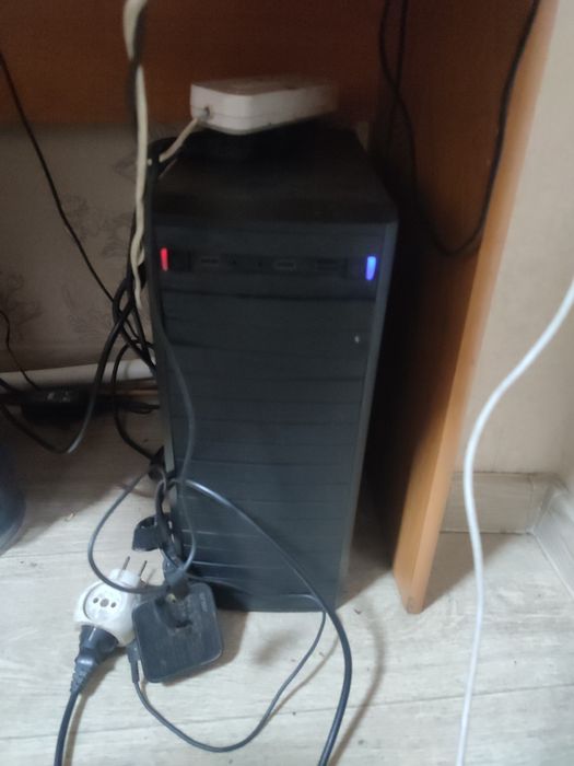 Продам компьютер игровой.