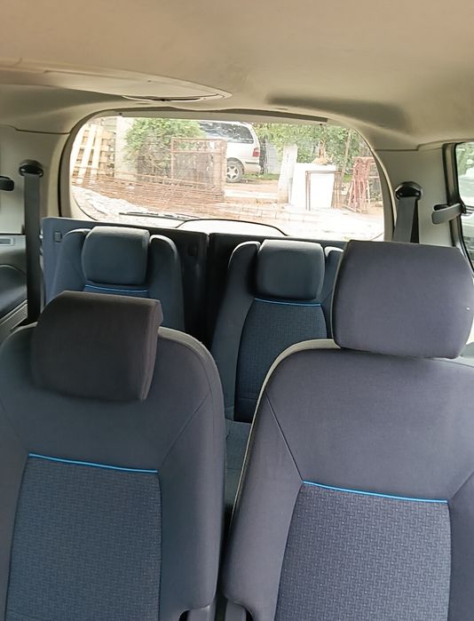 Vând Ford Galaxy mk3