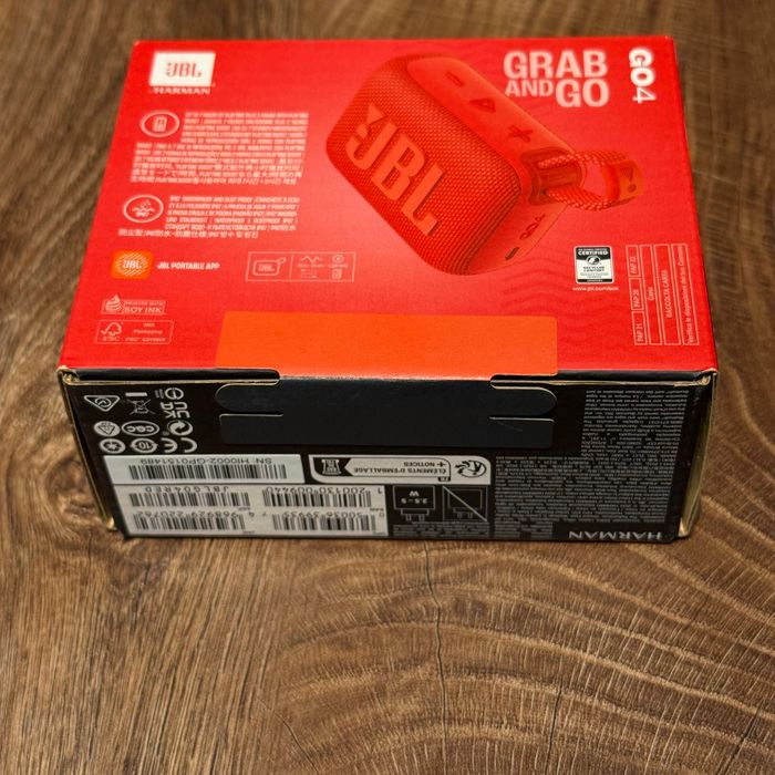 Bluetooth колонка JBL Go4, червена