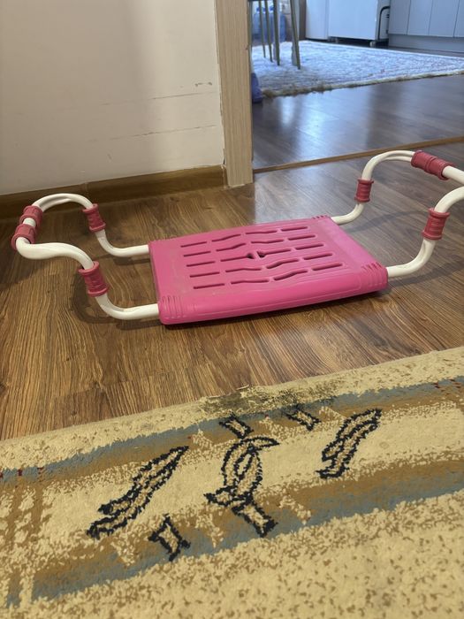 Продам сиденье для ванны