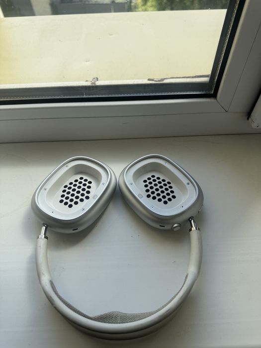 Airpods max