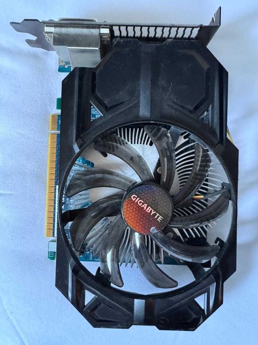 placa video nVidia GTX 750  GV-N750OC-2GI