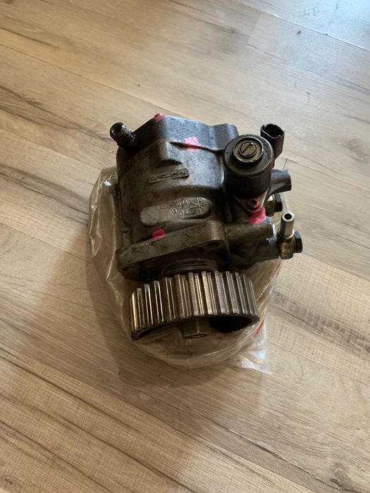 Vand pompa de inalta suzuki liana 1.4ddis