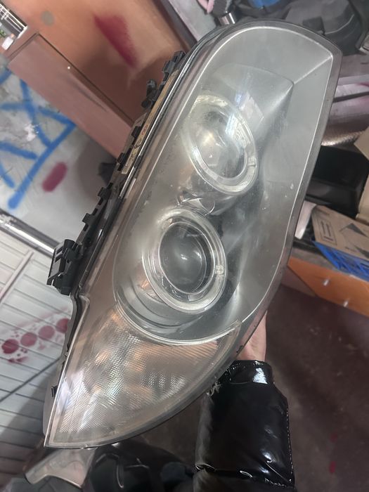 Vand faruri seria 1 cu xenon