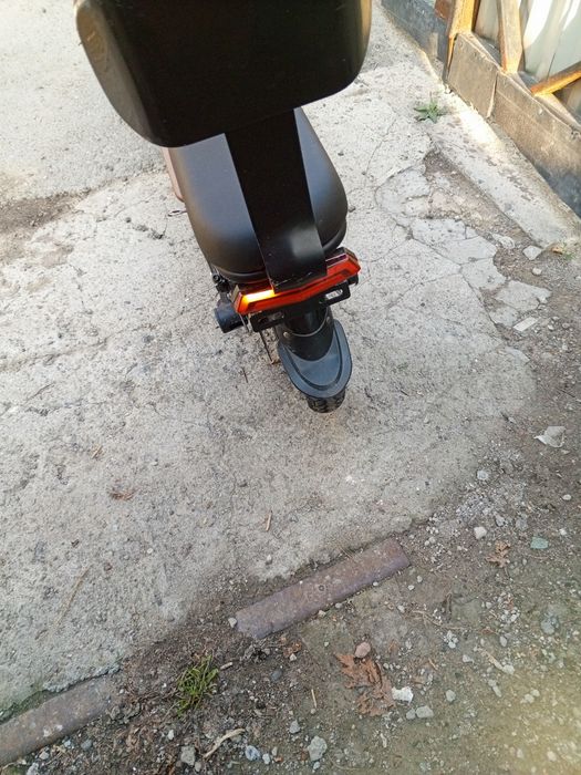 Продам электросамокат