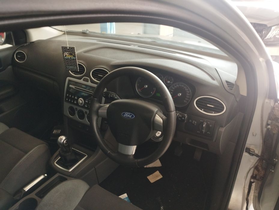 1.6 бензин има катализатор продава се цяла