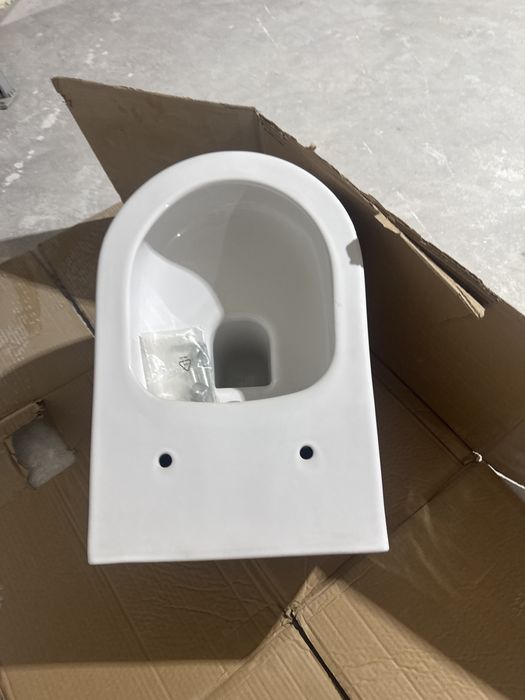 керамическое биде Bocchi, с стальная рама