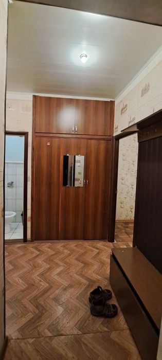 2х комнатная с мебелью и техникой в 8 микрорайоне