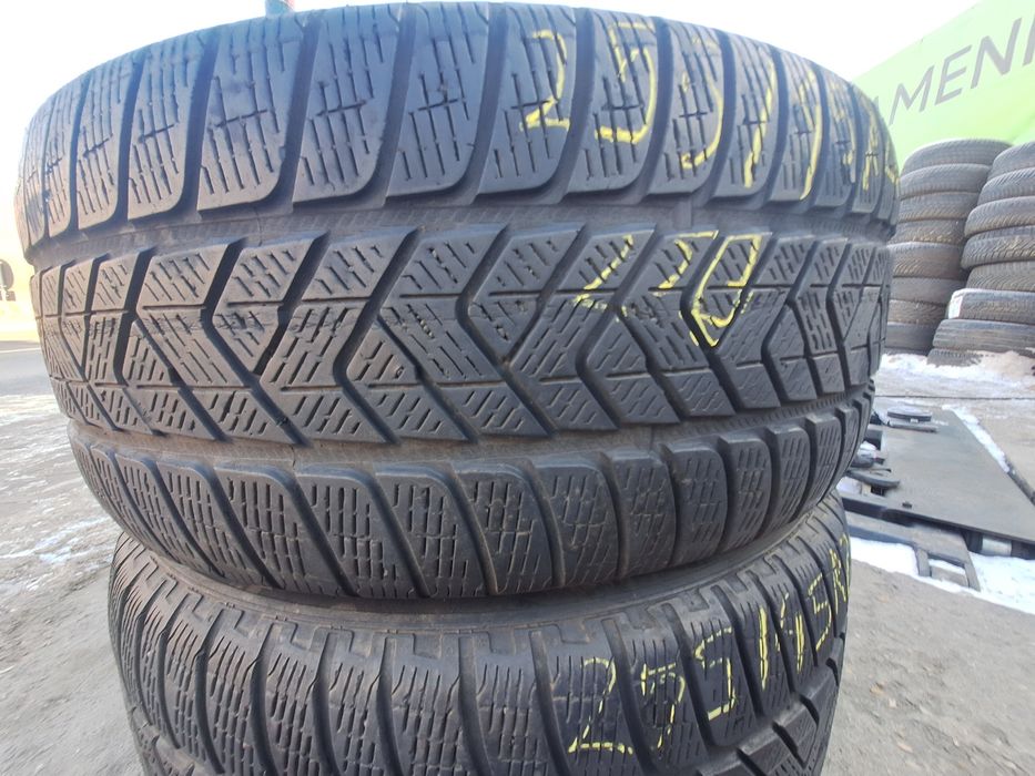 2 anvelope iarna 255/45r20 Pirelli Montaj Gratuit