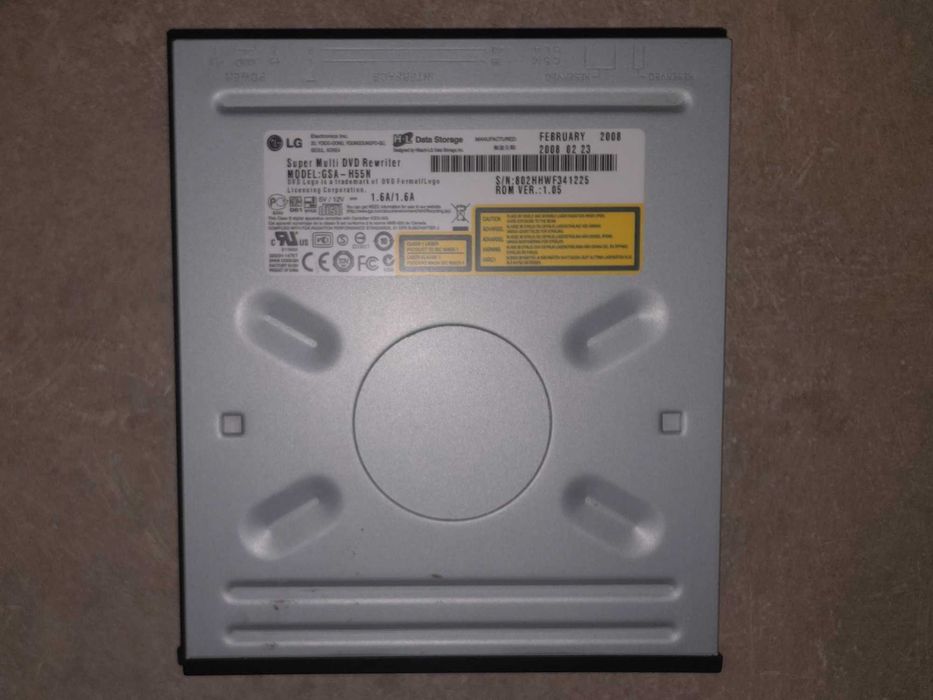LG Super Multi DVD Rewriter Model GSA- H55N