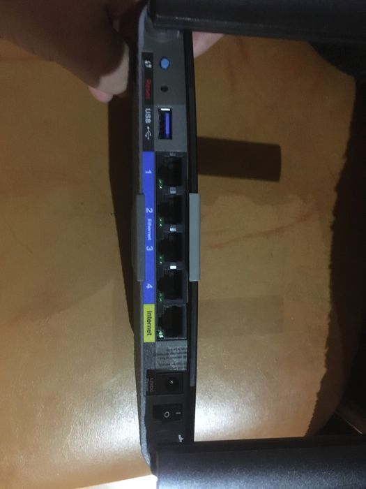 Linksys EA6350 router AC1200+ cu aplicatie din smartphone