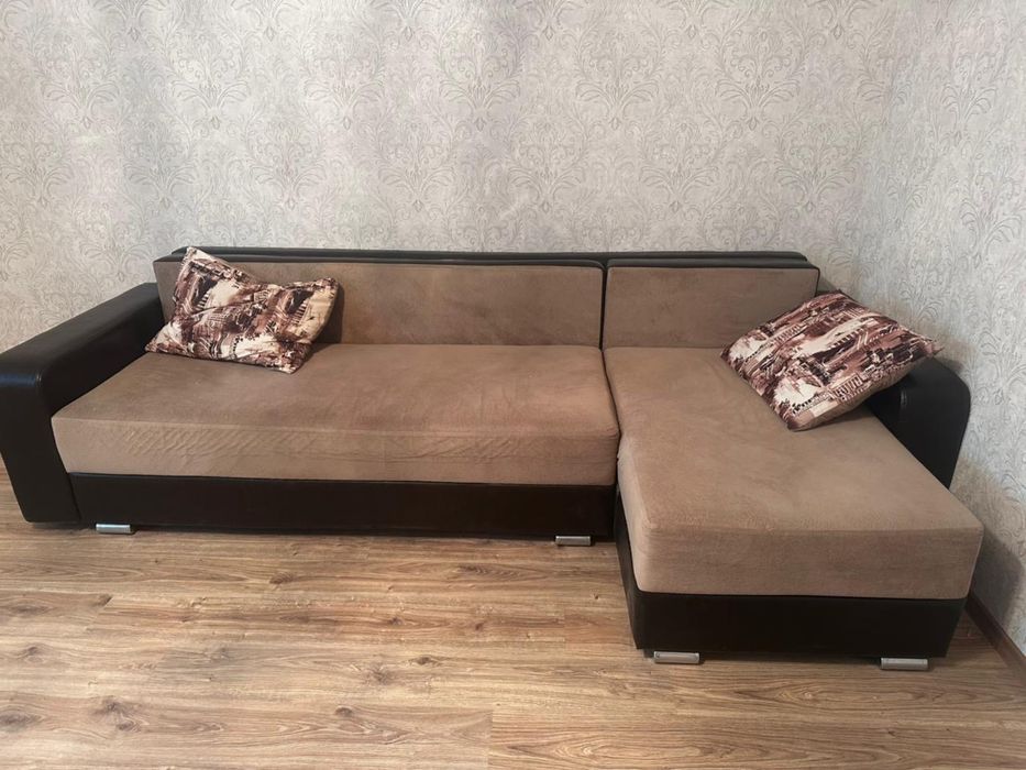 Диван для гостиной