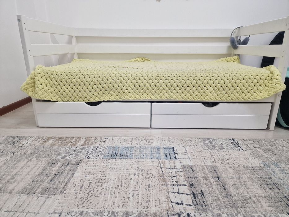 Продам кровати 2шт