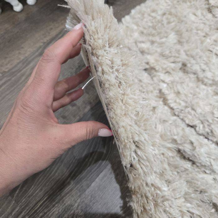 Малък килим или пътека.