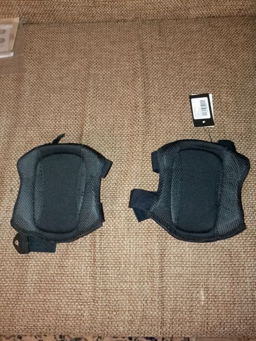 Наколенники новые
