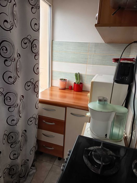 Apartament 2 semidecomandate transformat în 3
