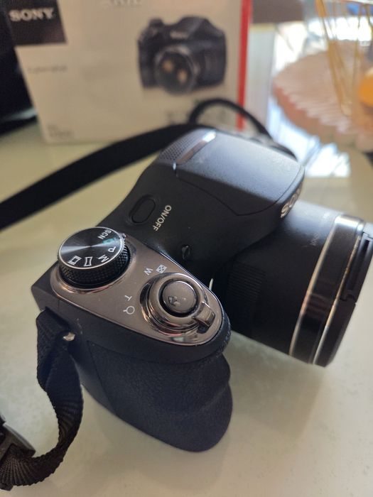 Фотоапарат Sony DSC H300