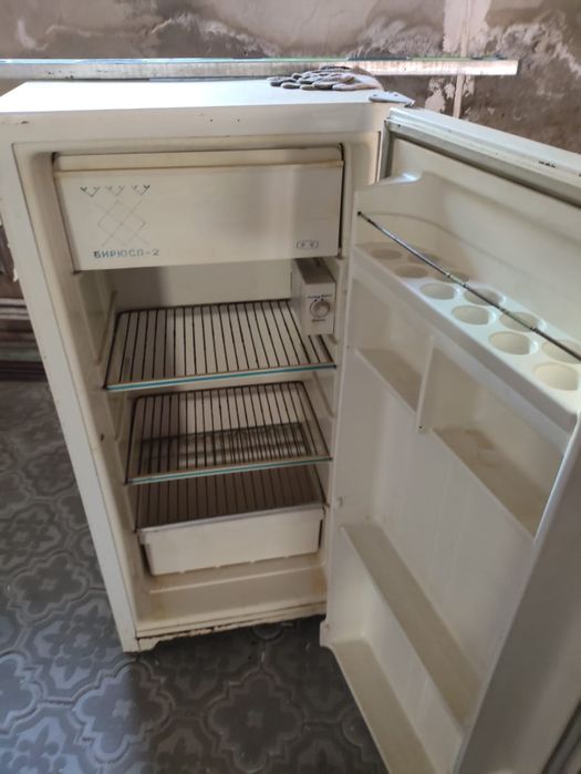 Продам холодильник