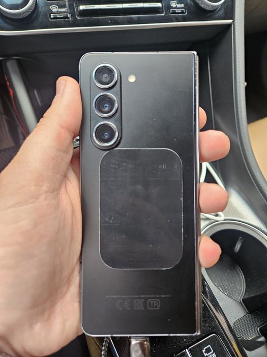 Samsung Fold 5 на 512gb