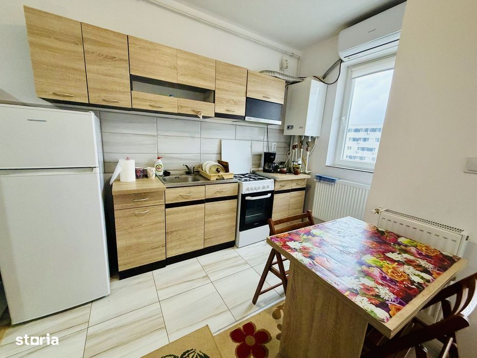 Apartament 2 camere Str Tineretului mobilat, cu balcon, zona linistita