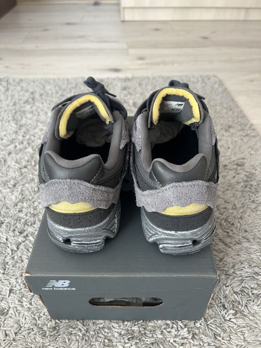 new balance 2002r