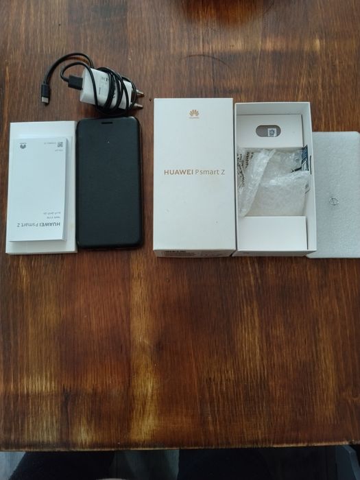 Telefon mobil Huawei in stare buna.