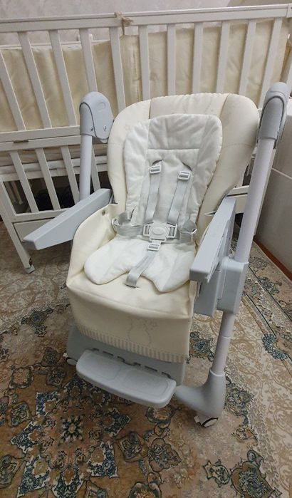 Детский стульчик для кормления