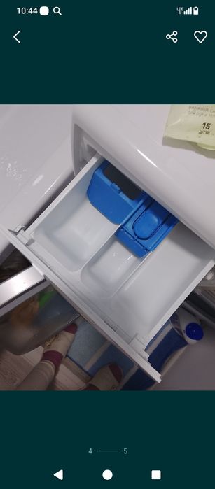 Продаётся стиральная машинка в идеальном состоянии! 8 кг , серия 4 .