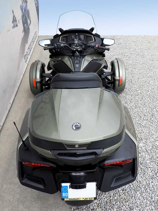 Can-Am Spyder RT SEA TO SKY second 2021