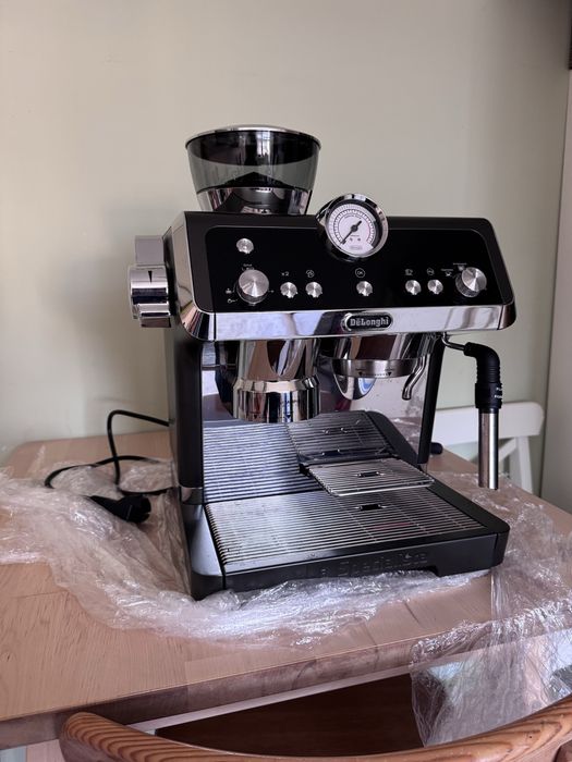 Espressor manual DE’LONGHI - boabe de cafea