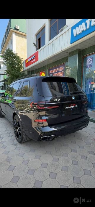 BMW X7 v otlicnom sostoyanie