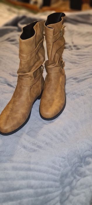 Продам новые батинки