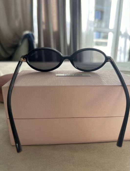 Оригинални слънчеви очила Miu miu