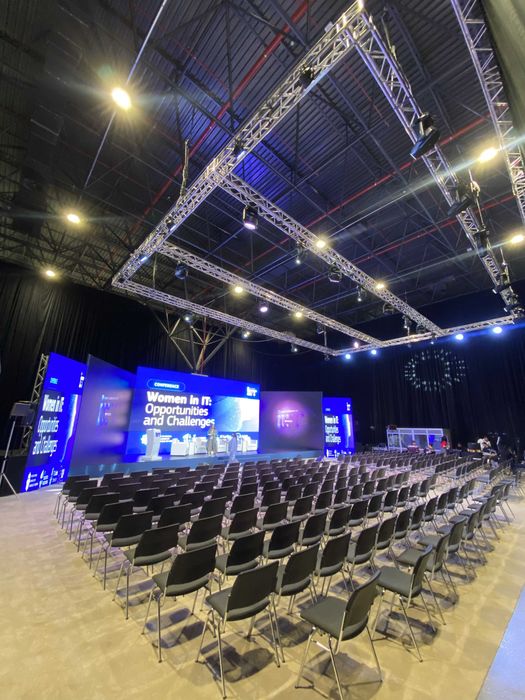 led ekran/ekran/ekran ijara/kalonka/ svetomuzika/ tadbir/ konsert