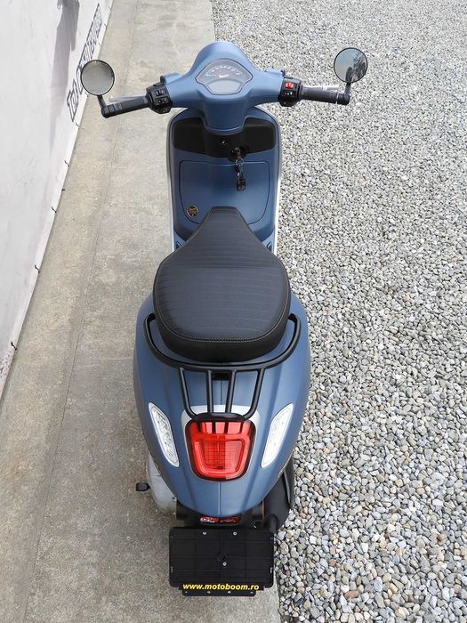 Scuter Vespa Primavera 125 Officina 8 | Rate | Leasing