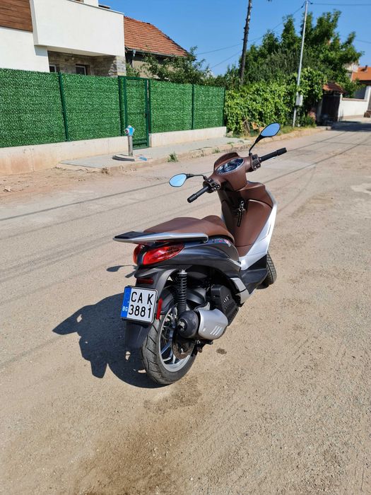 Piaggio Madley 125i