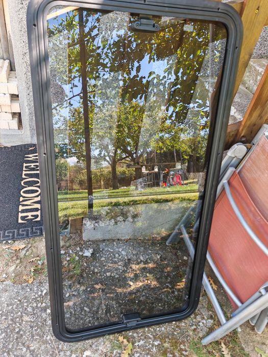 Прозорец за кемпер,бус, каравана