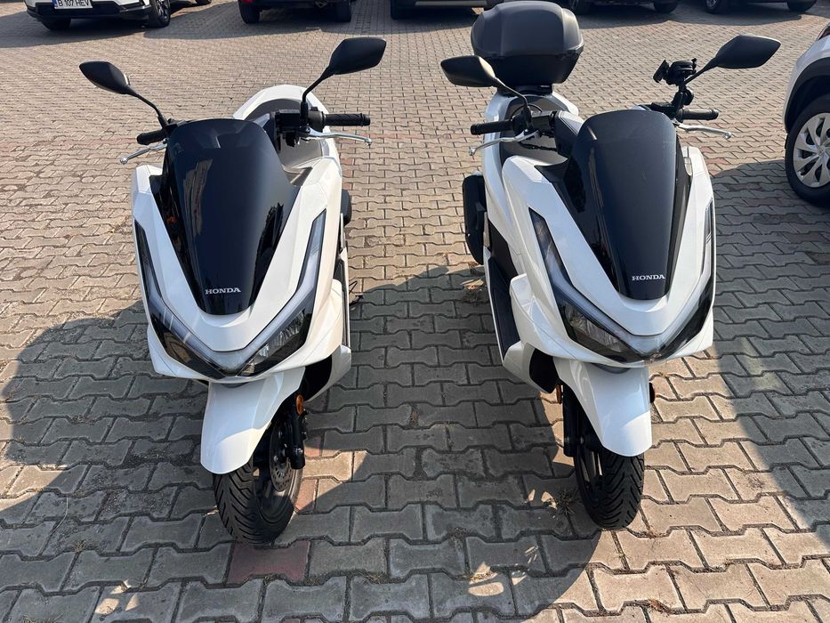 Topcase 35l + suport prindere Honda Pcx125 aproape nou
