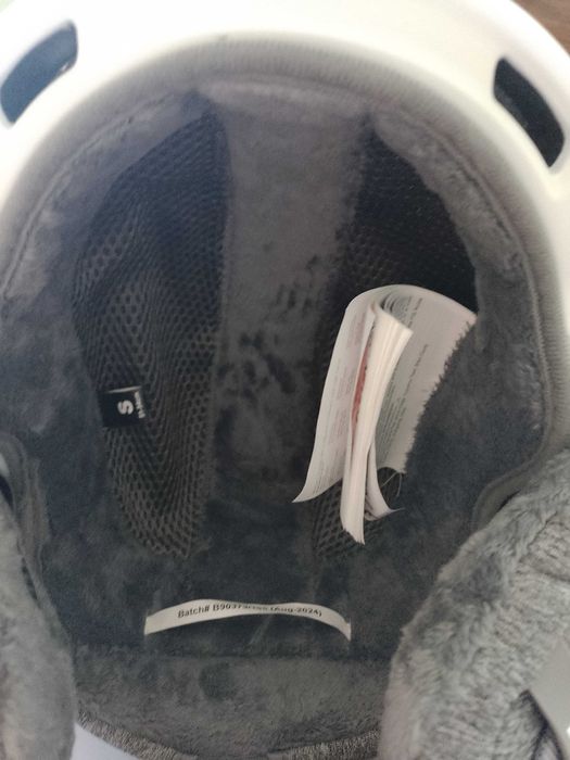 Нова ски каска Nevica