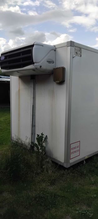 Cub frigorific , bena, container, magazie , Iveco , depozitare