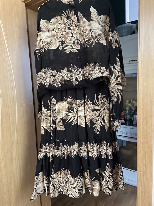 Нови риза и пола Twinset