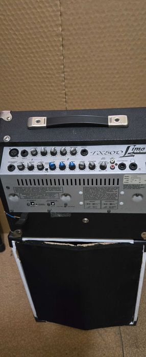 Два китарни  усилвателя CRATE  ,  MARSHALL