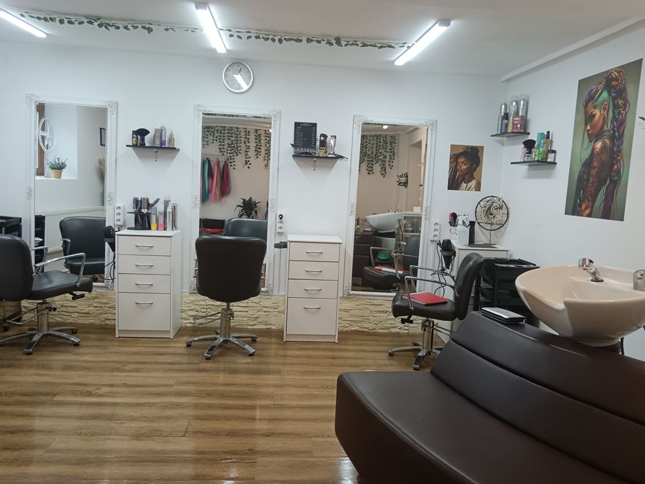 Post,scaun de inchiriat in salon