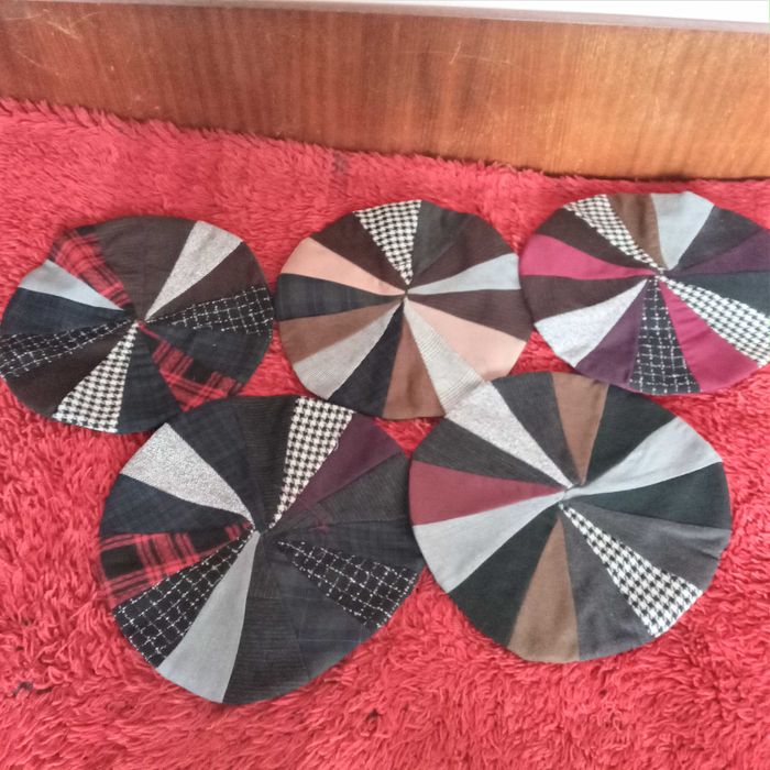 Декоративни коледни възглавнички ръчно изработени